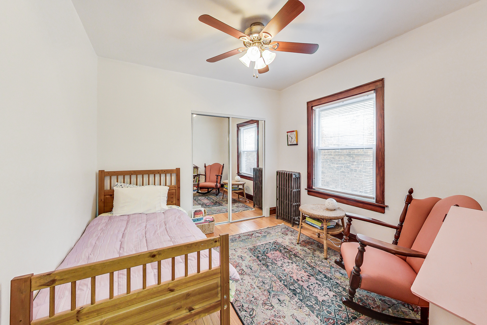 3354 N Lawndale Avenue