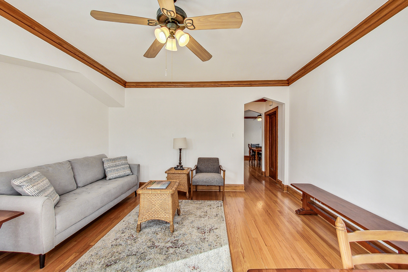 3354 N Lawndale Avenue