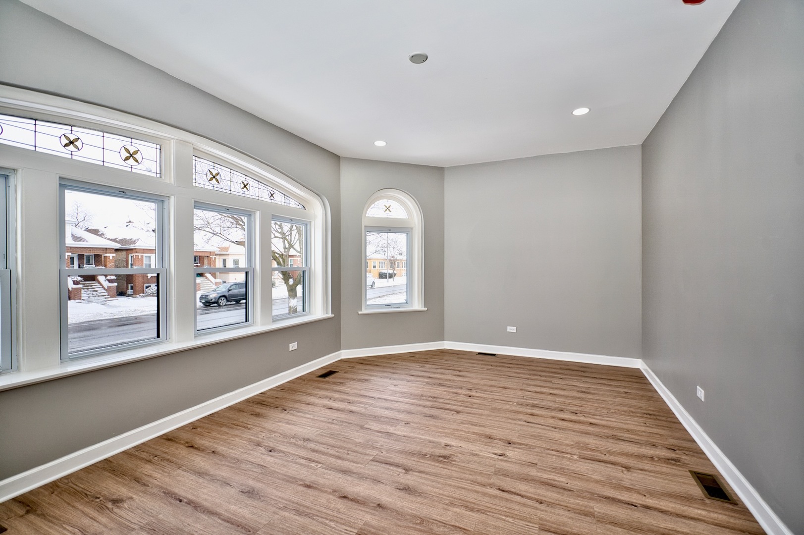 2447 Oak Park Avenue