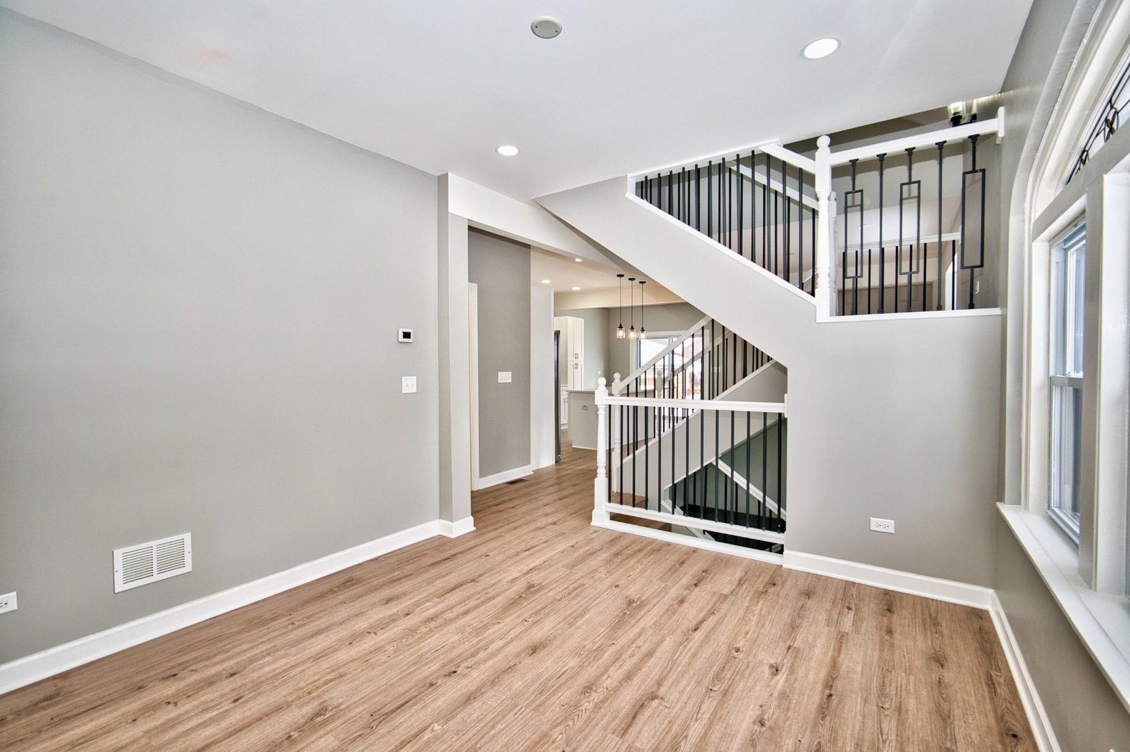 2447 Oak Park Avenue