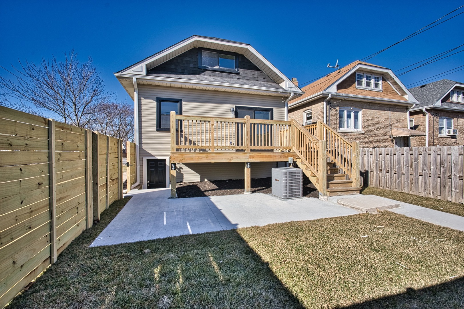 2447 Oak Park Avenue