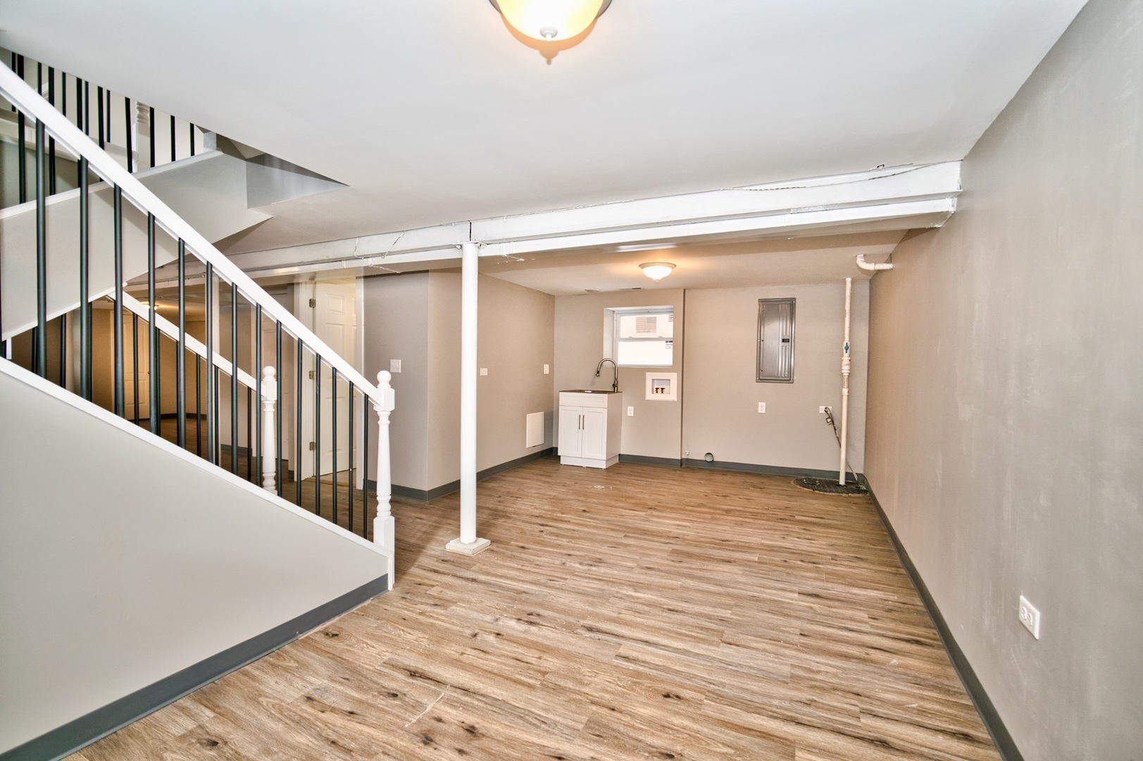 2447 Oak Park Avenue