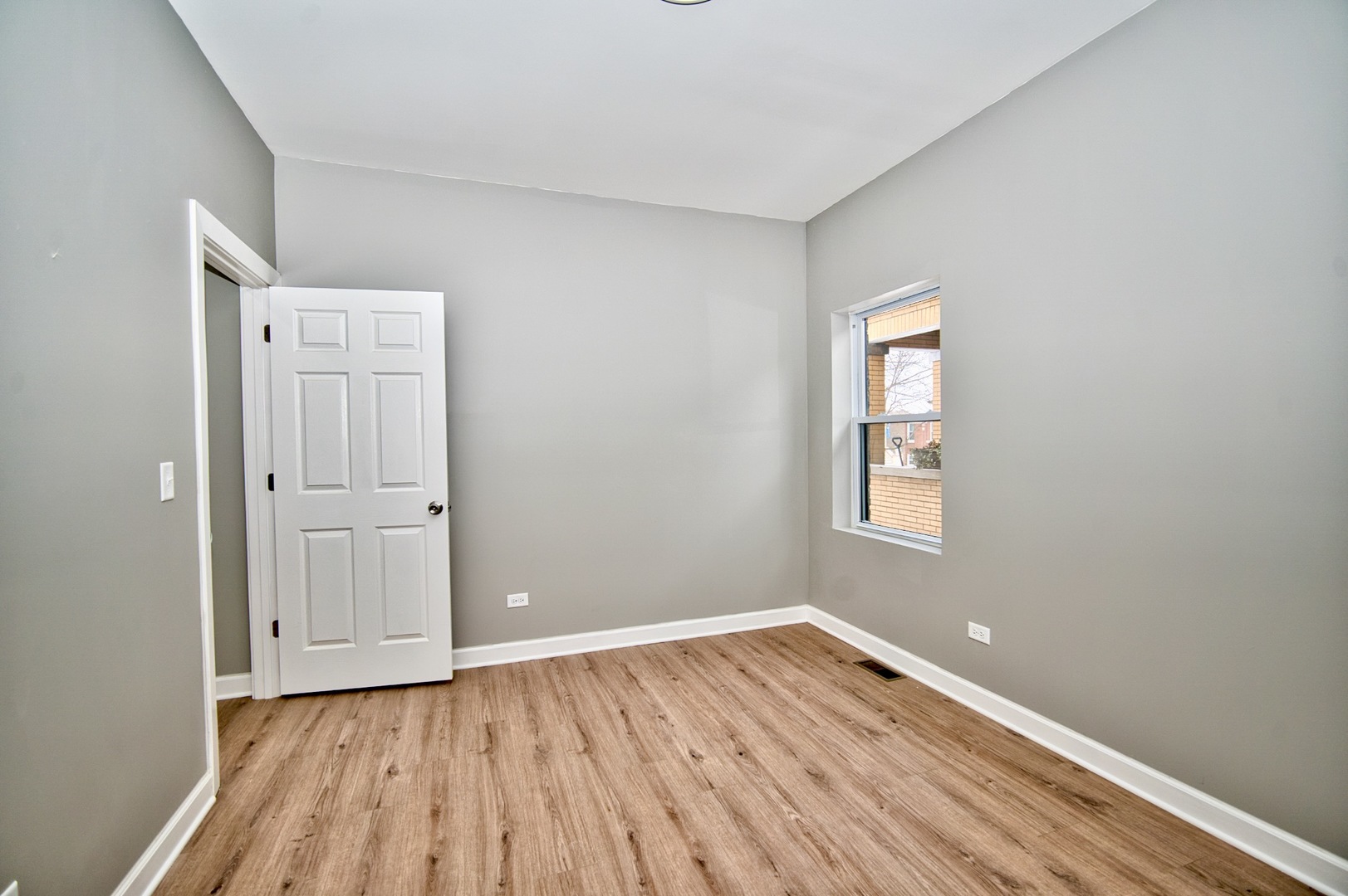 2447 Oak Park Avenue