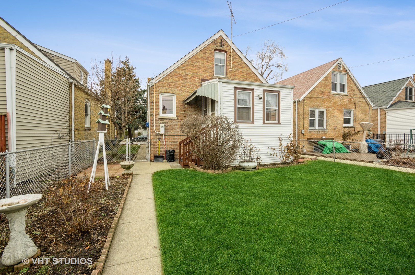 4937 N Austin Avenue