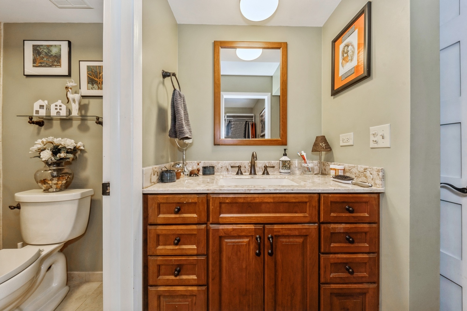 120 S Spruce Avenue Unit: 105