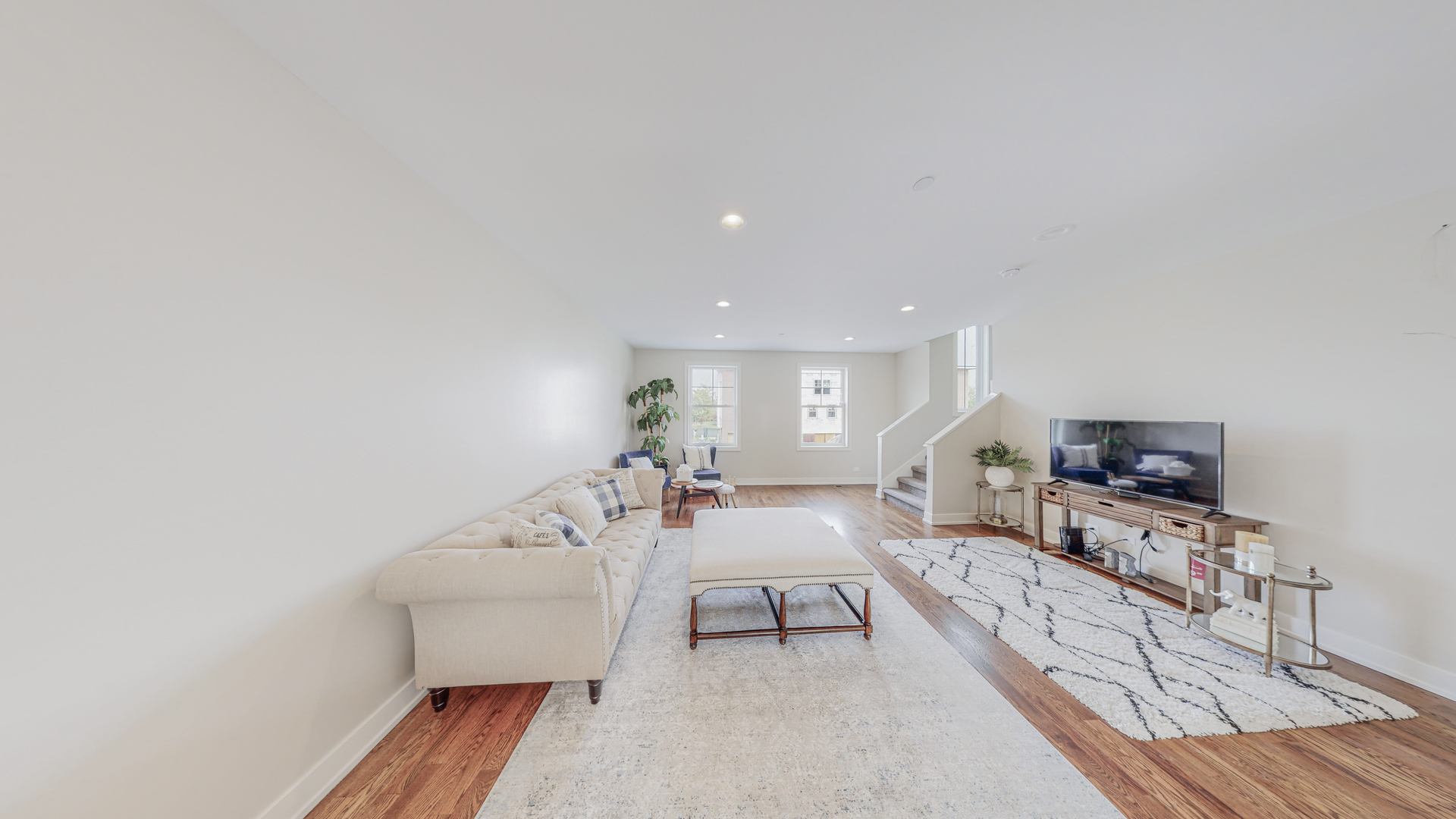 523 Highlands Parkway