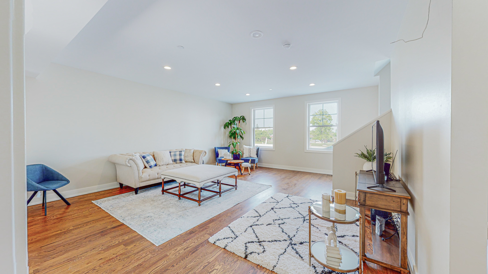 523 Highlands Parkway