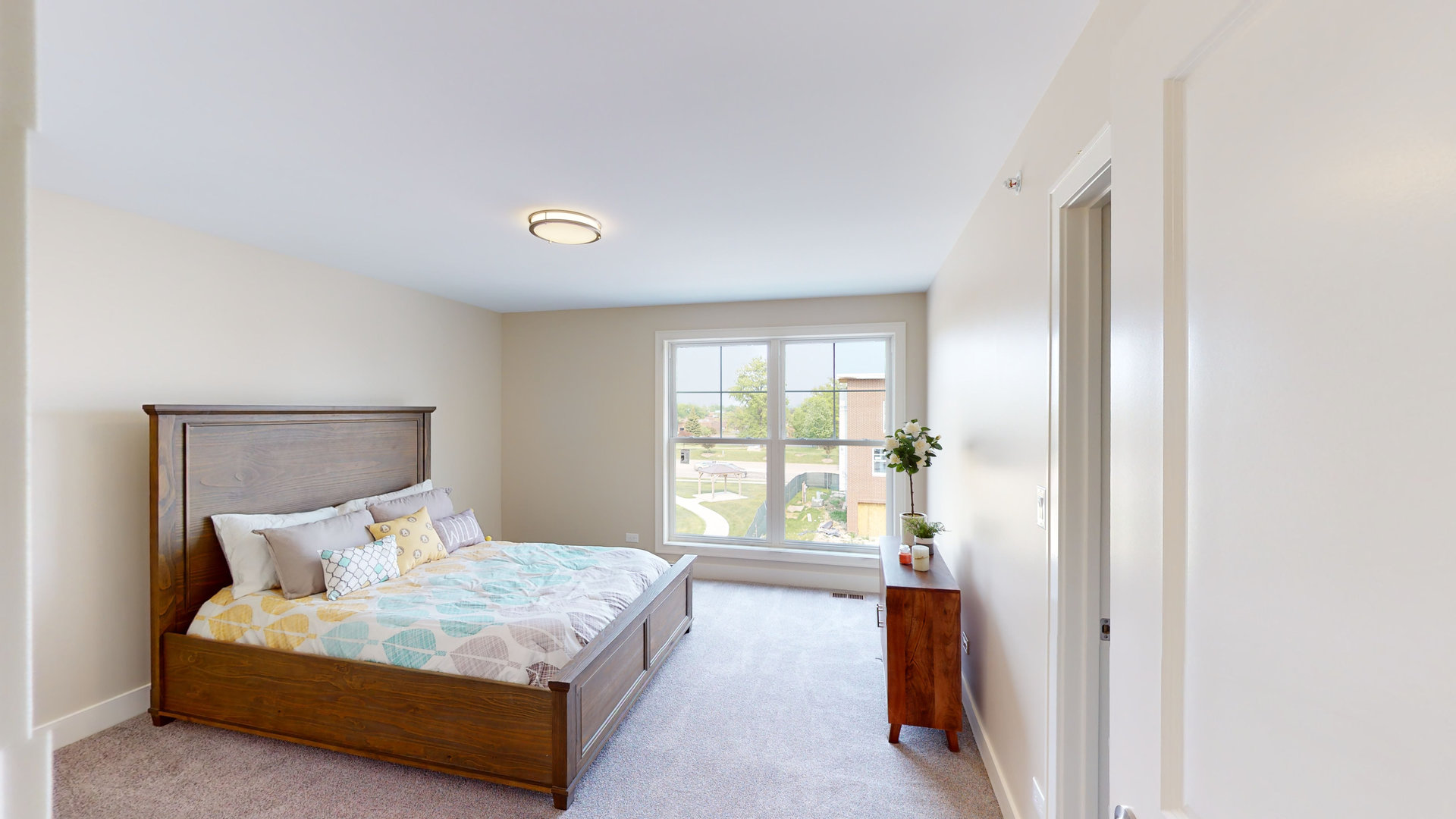 523 Highlands Parkway