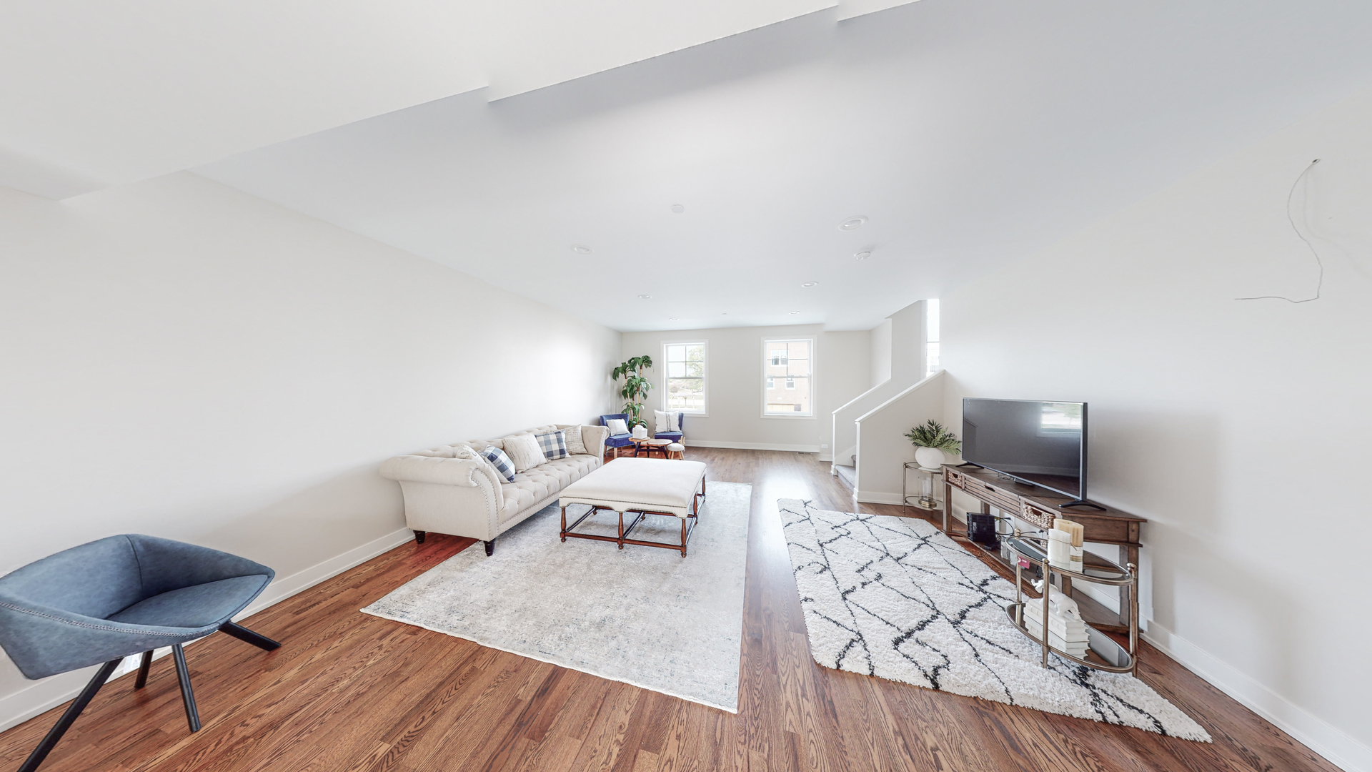 523 Highlands Parkway