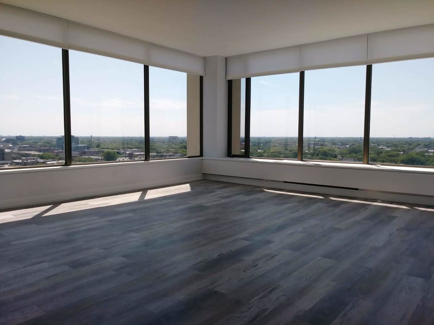 5455 N SHERIDAN Road Unit: 1912