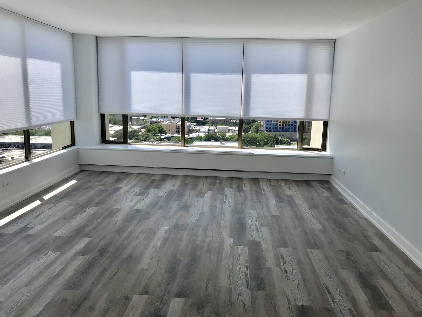 5455 N SHERIDAN Road Unit: 1912