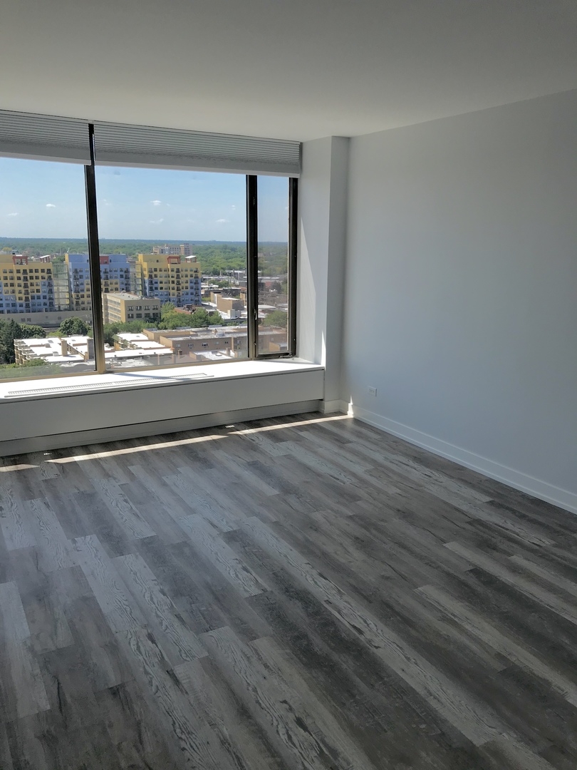 5455 N SHERIDAN Road Unit: 1912