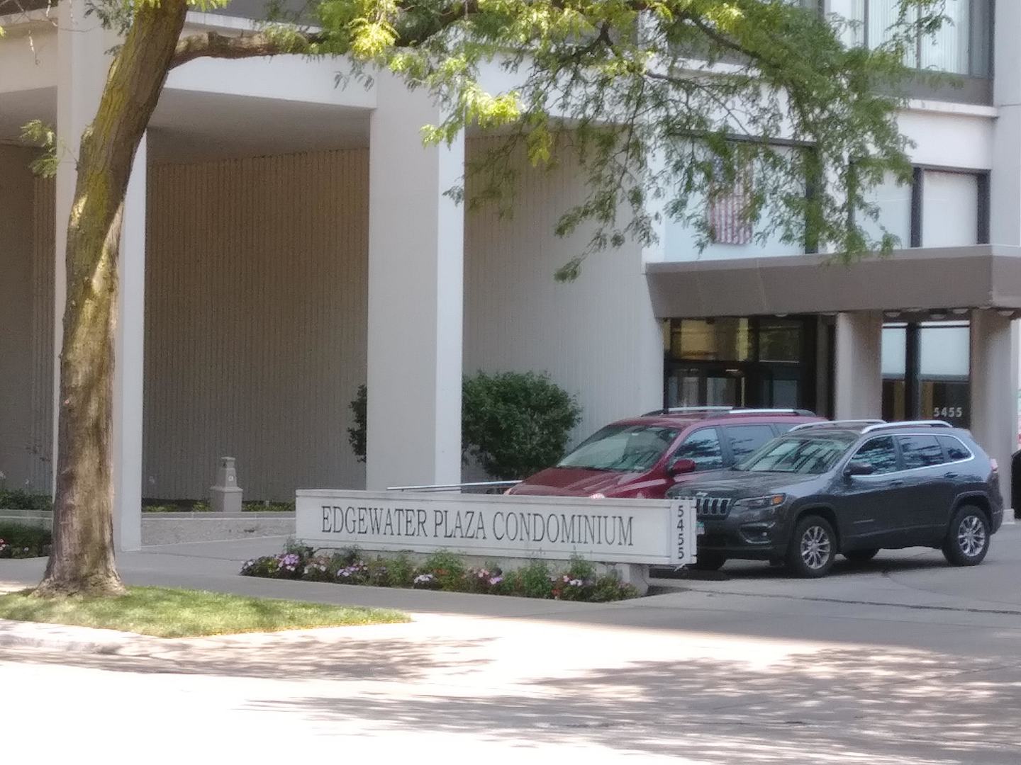 5455 N SHERIDAN Road Unit: 1912