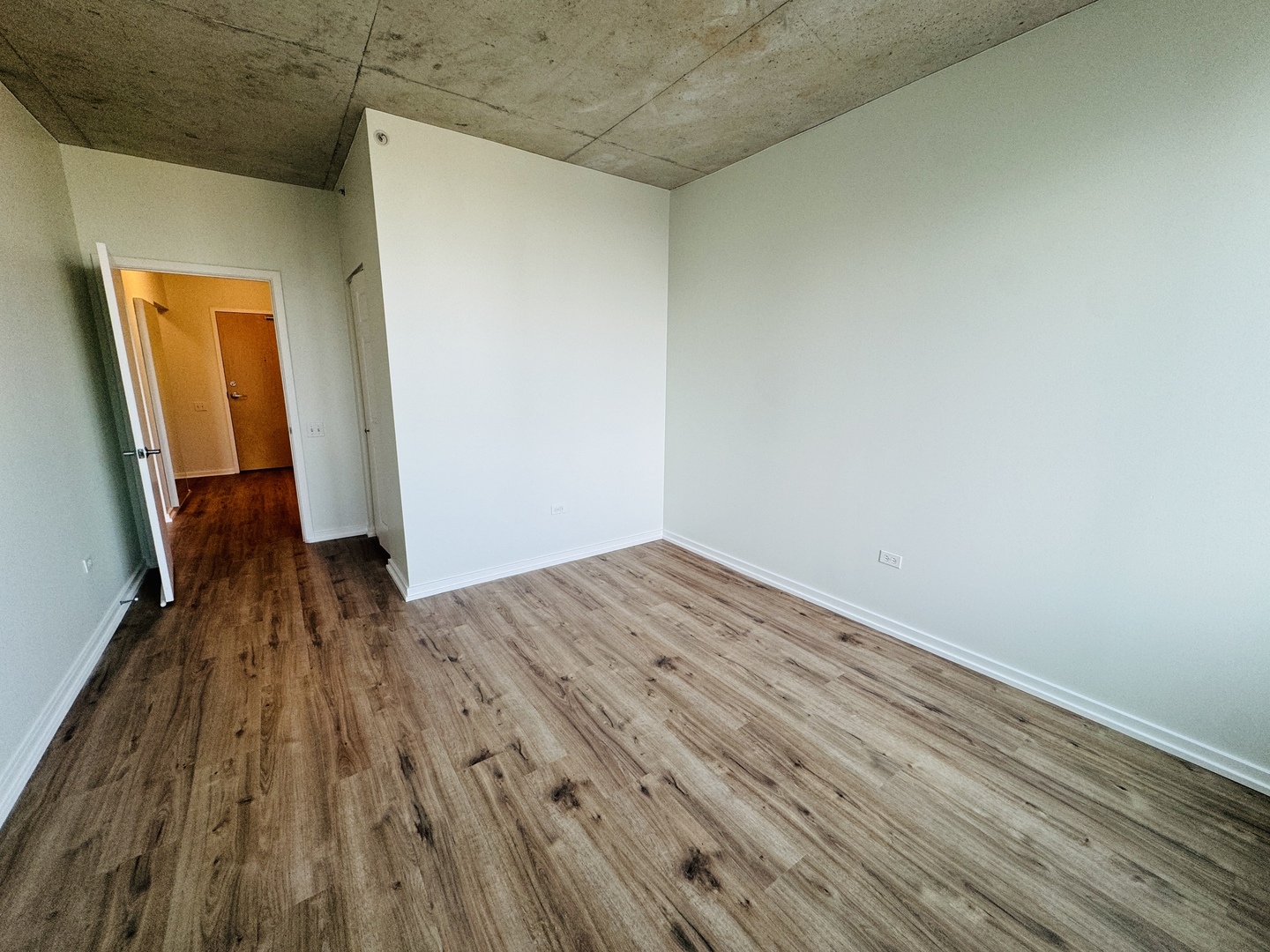 659 W Randolph Street Unit: 907