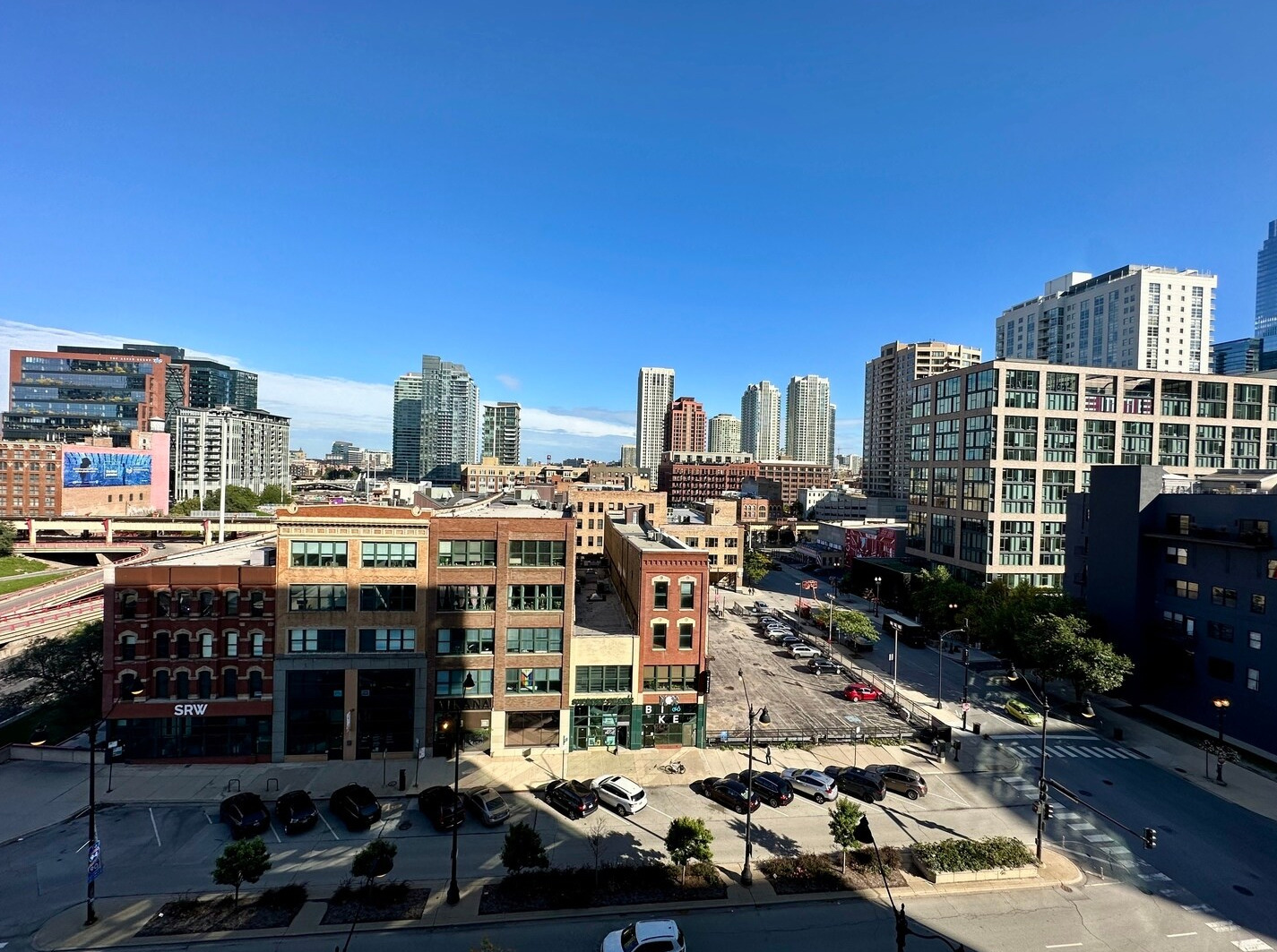 659 W Randolph Street Unit: 907