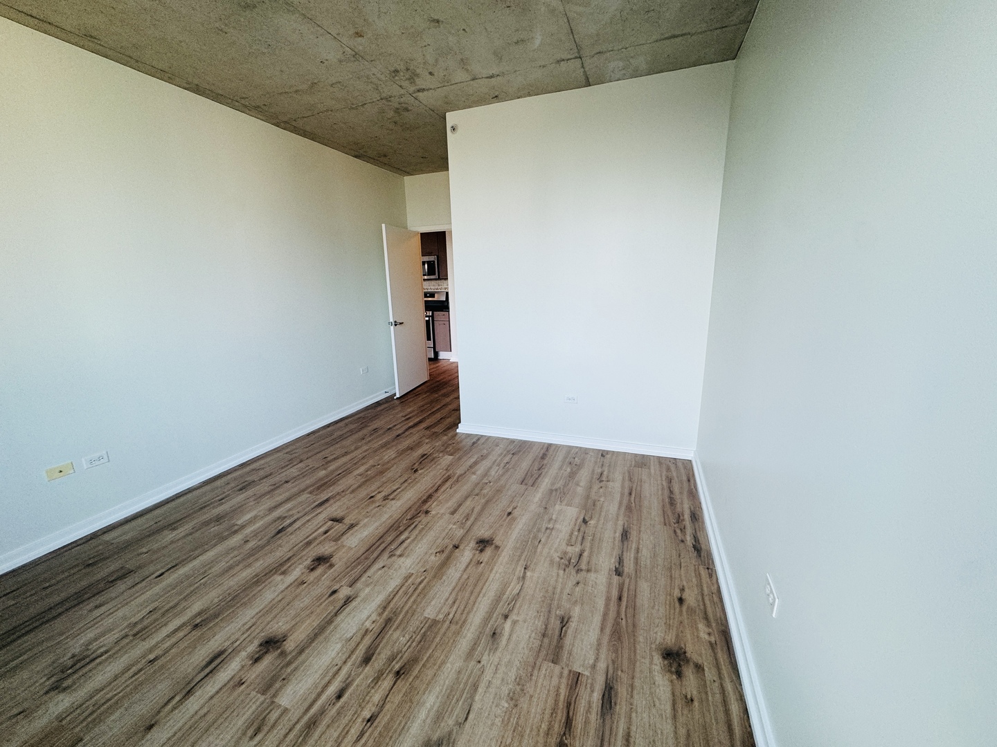 659 W Randolph Street Unit: 907