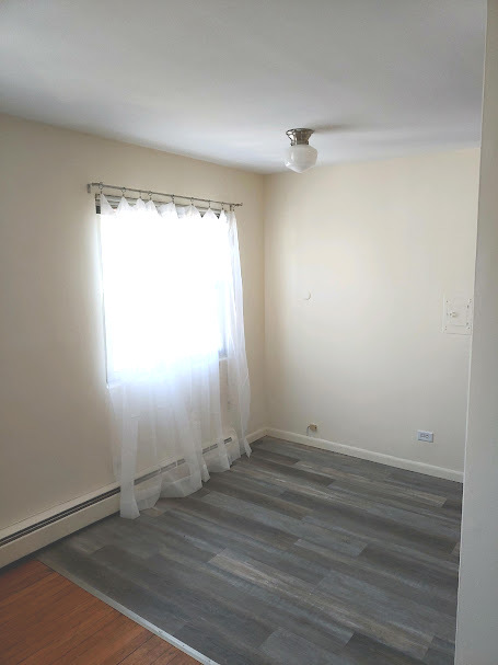 2422 W Berwyn Avenue Unit: 209