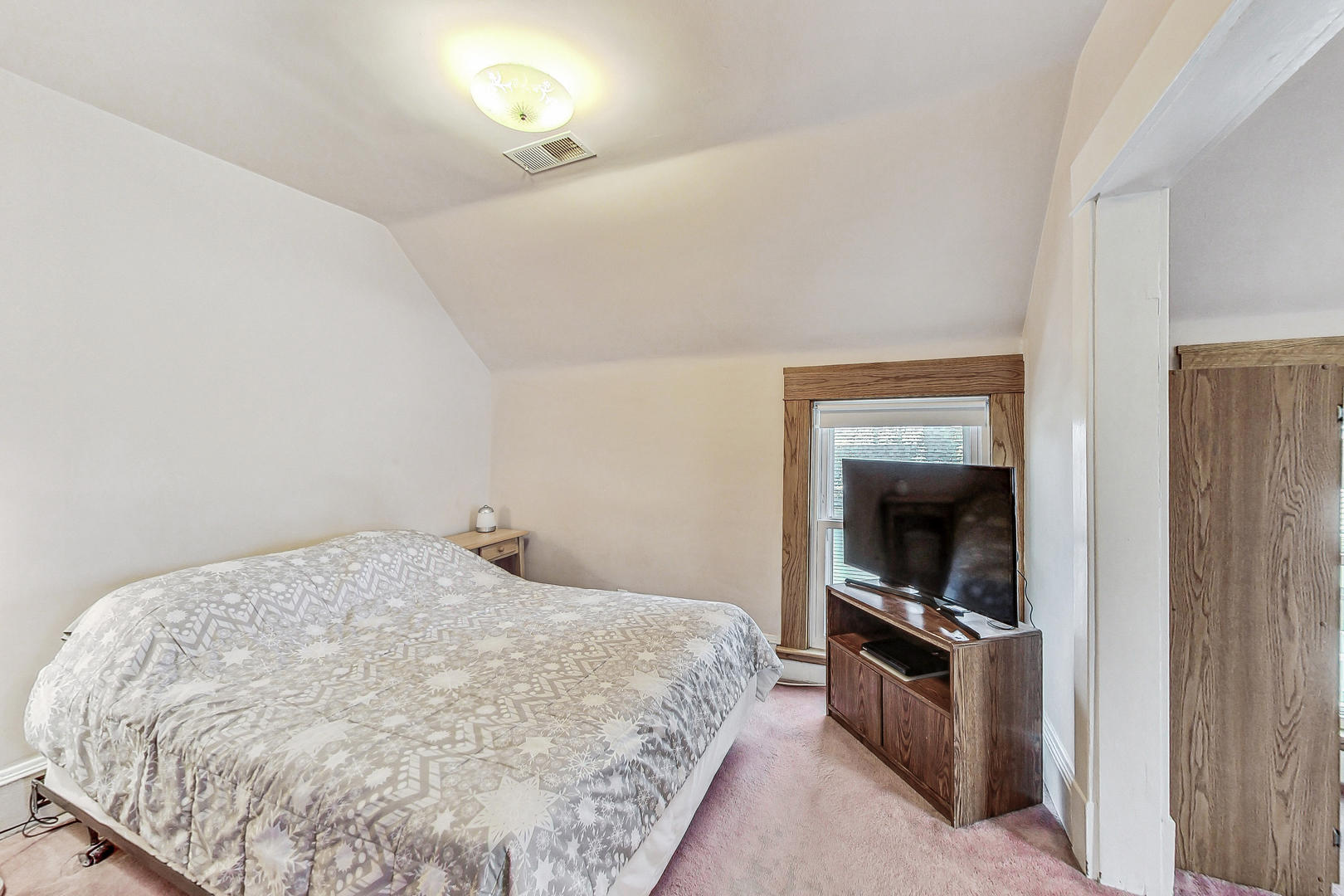 5841 N Harlem Avenue