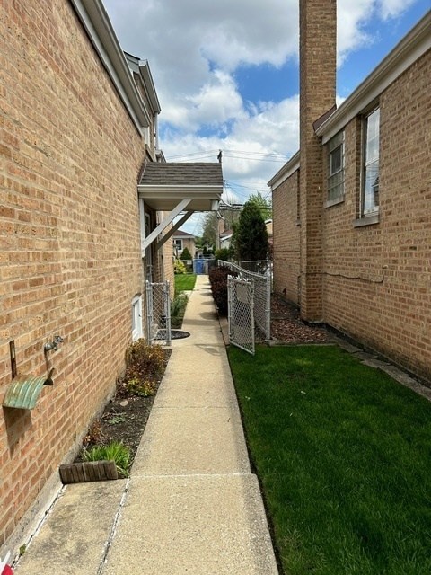 5017 N Natchez Avenue