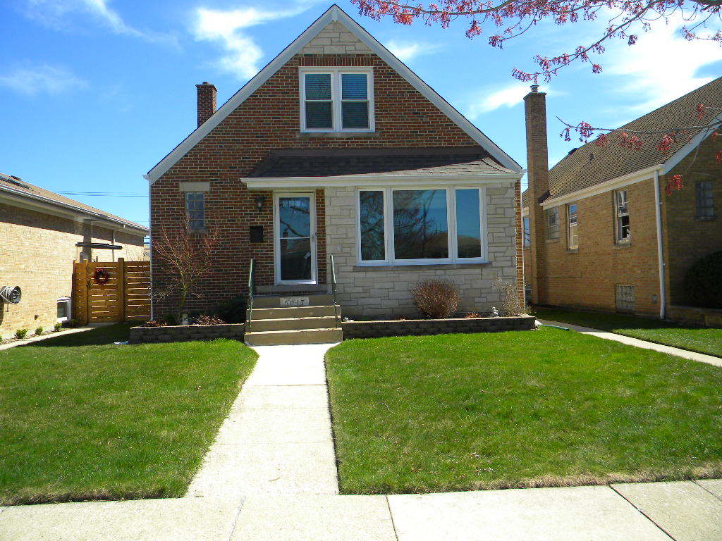 5017 N Natchez Avenue