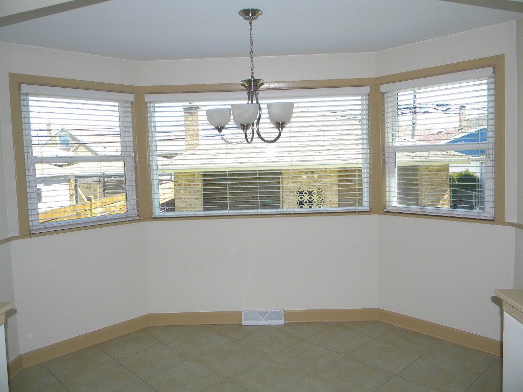 5017 N Natchez Avenue