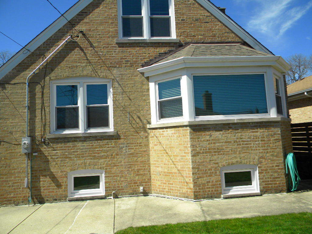 5017 N Natchez Avenue