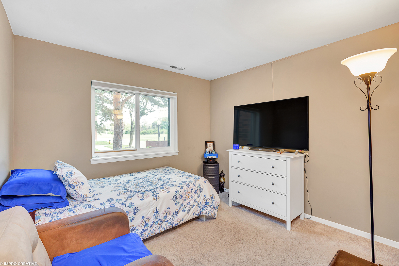 1779 W Algonquin Road Unit: 1B