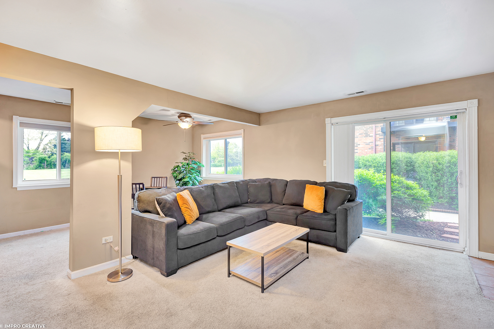 1779 W Algonquin Road Unit: 1B