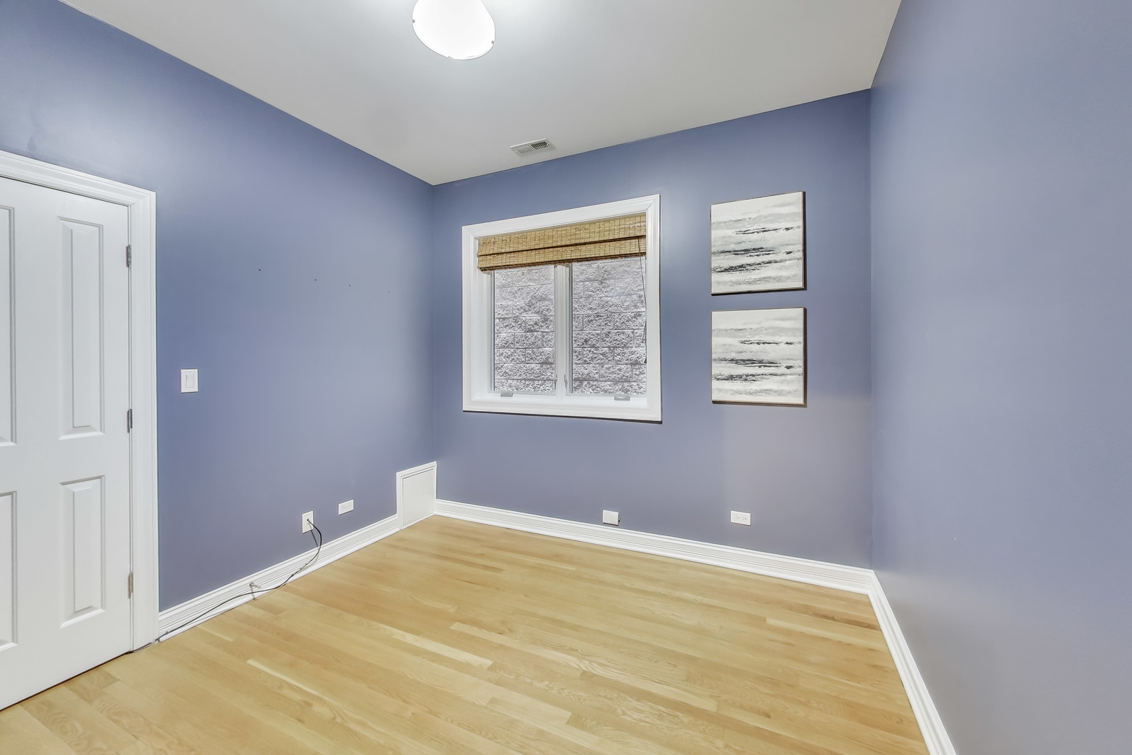 1527 N MOHAWK Street Unit: 3