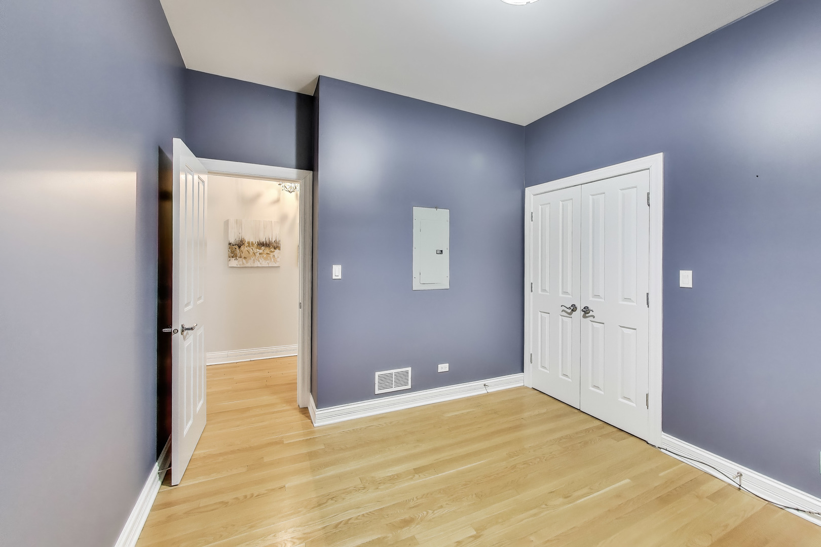 1527 N MOHAWK Street Unit: 3