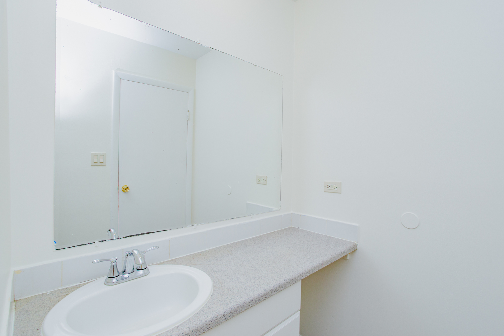 866 Crimson Court Unit: 1-105