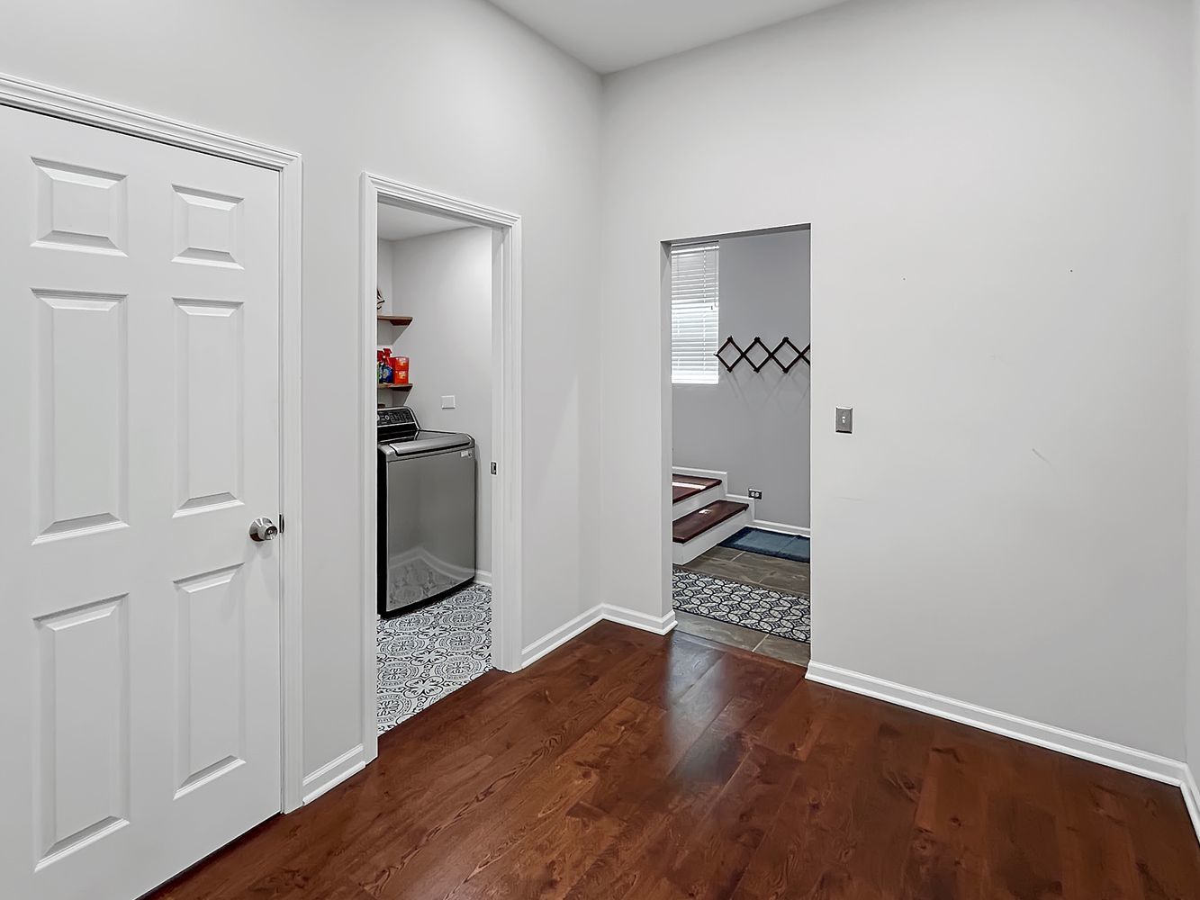 7521 Brown Avenue Unit: G