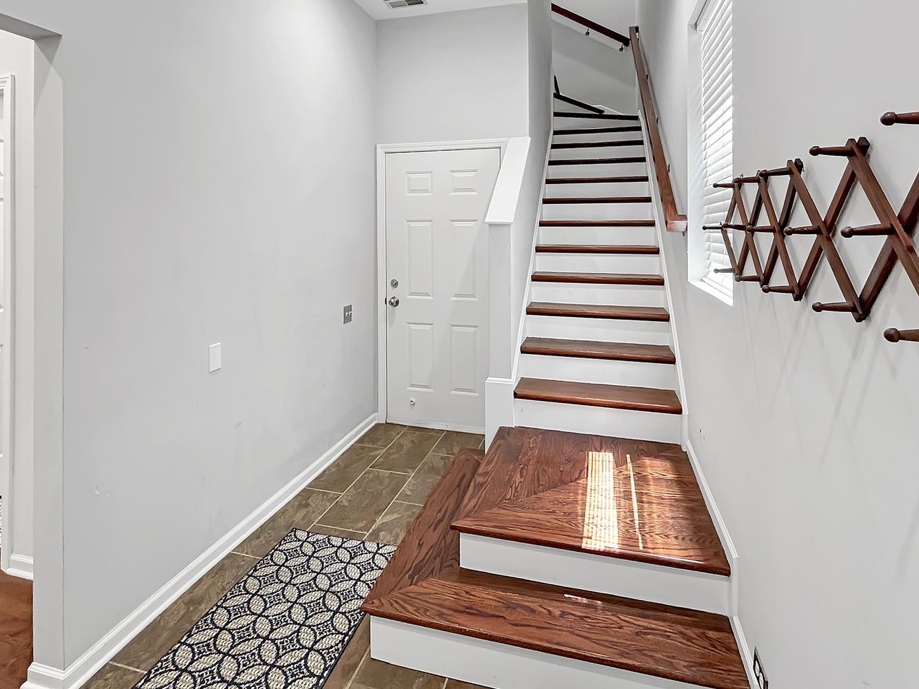 7521 Brown Avenue Unit: G