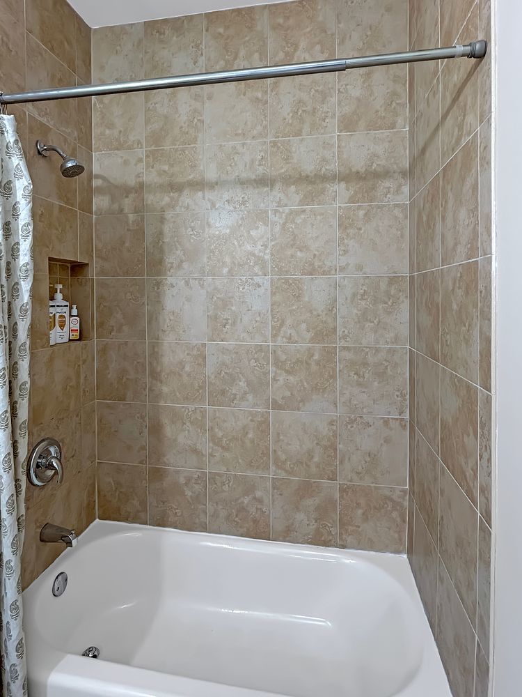 7521 Brown Avenue Unit: G