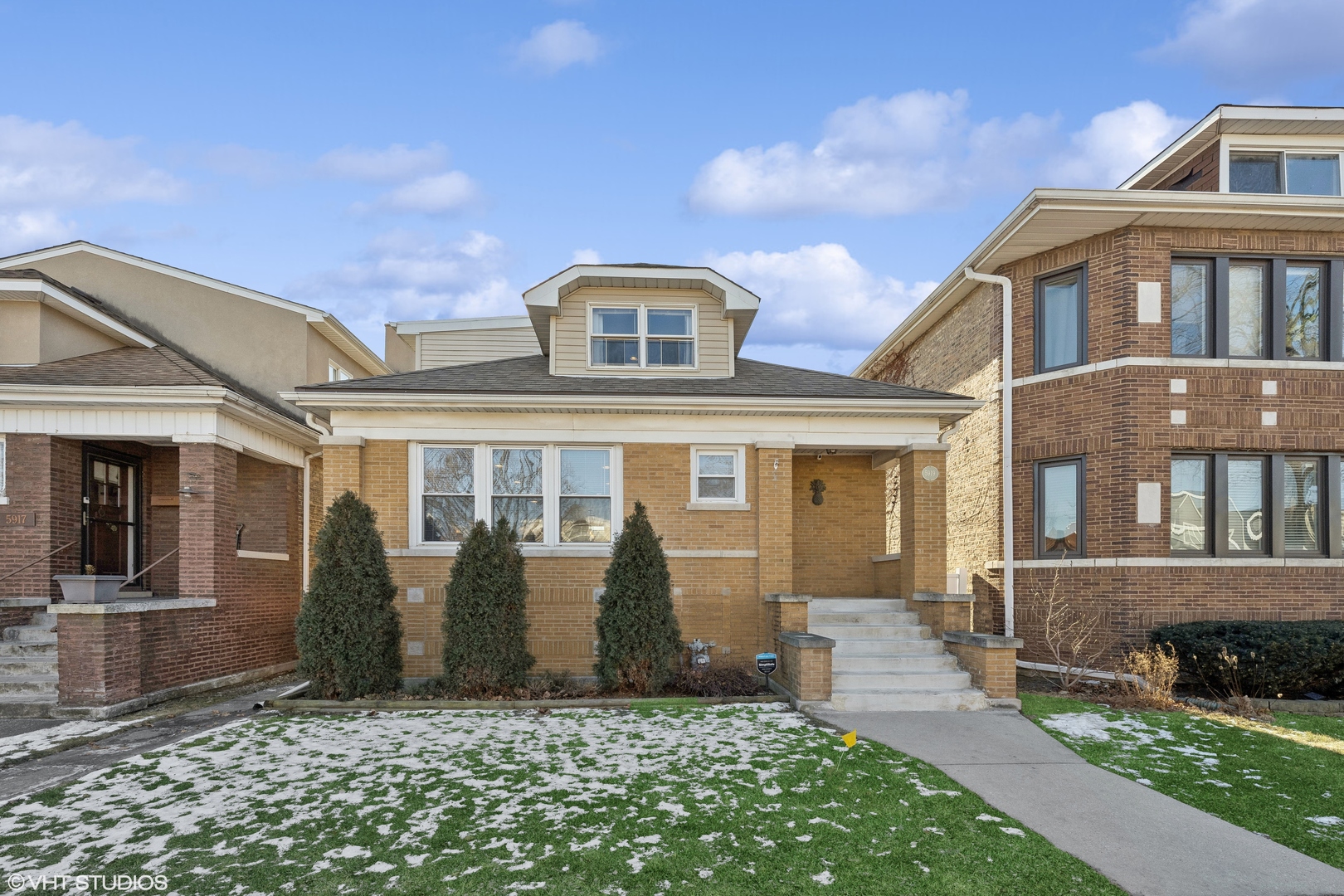 5919 W Wilson Avenue