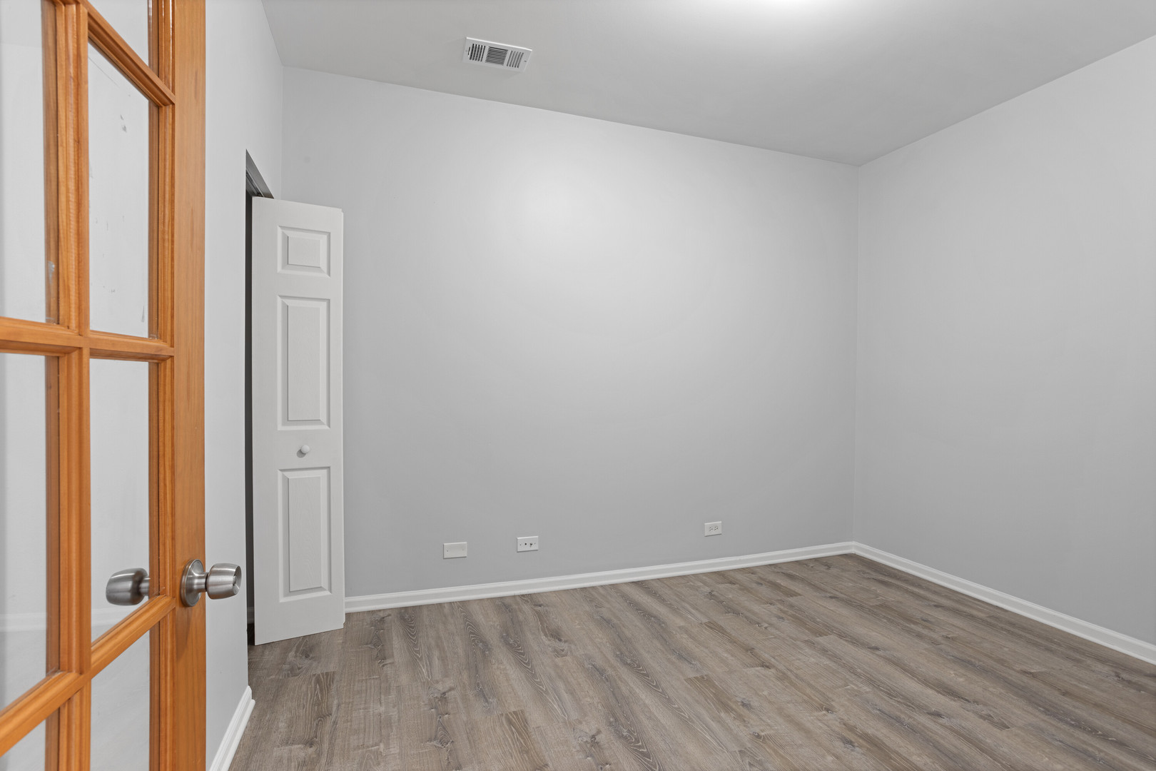 2451 W Howard Street Unit: 603