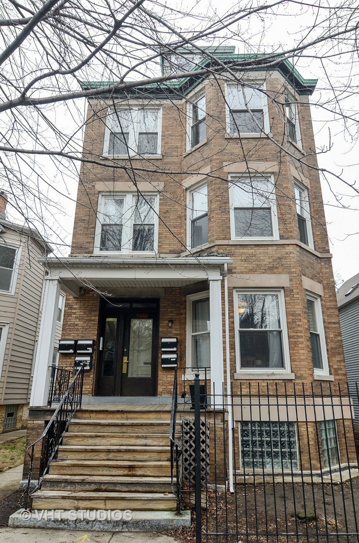 4113 N Damen Avenue Unit: 2F