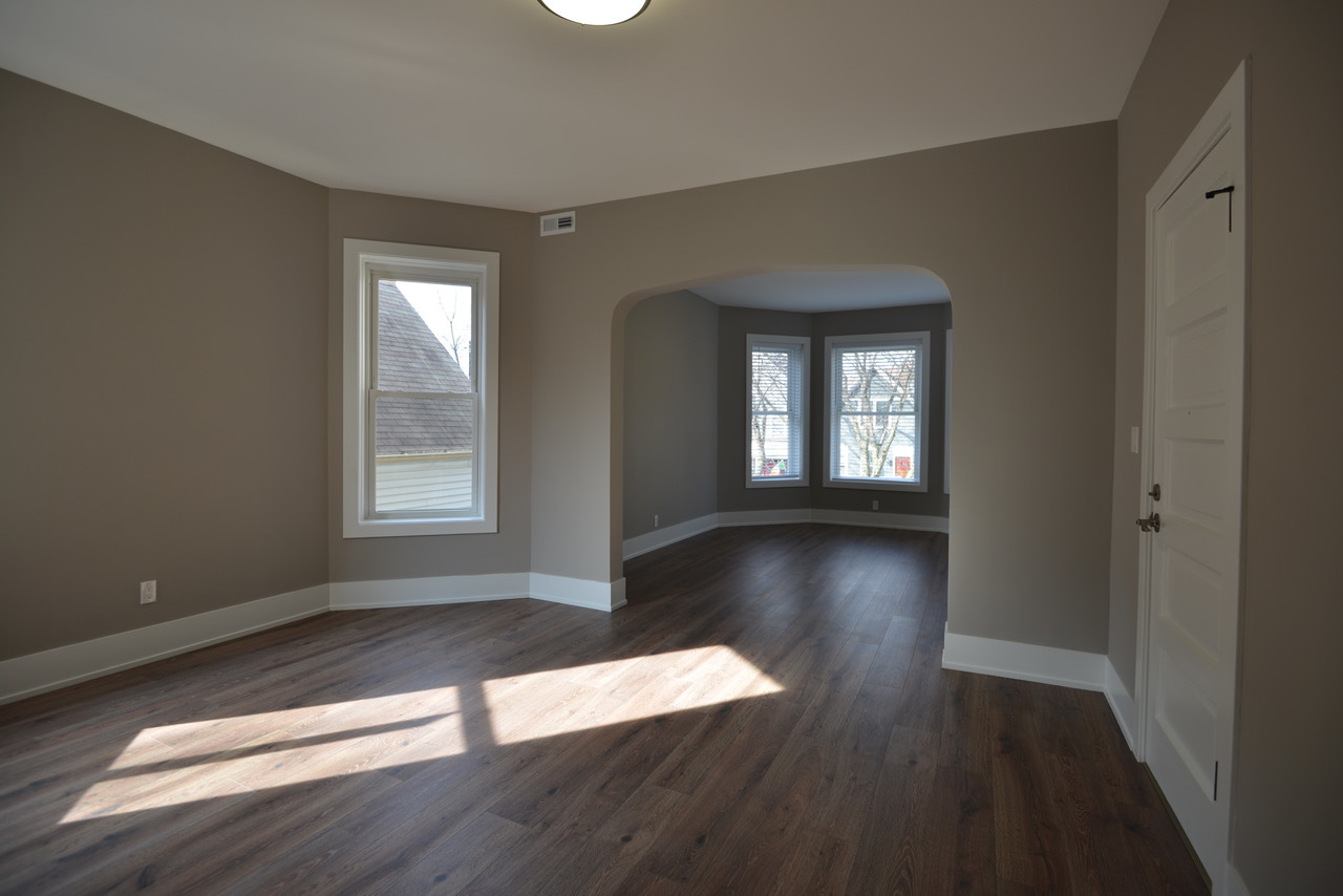 4113 N Damen Avenue Unit: 2F