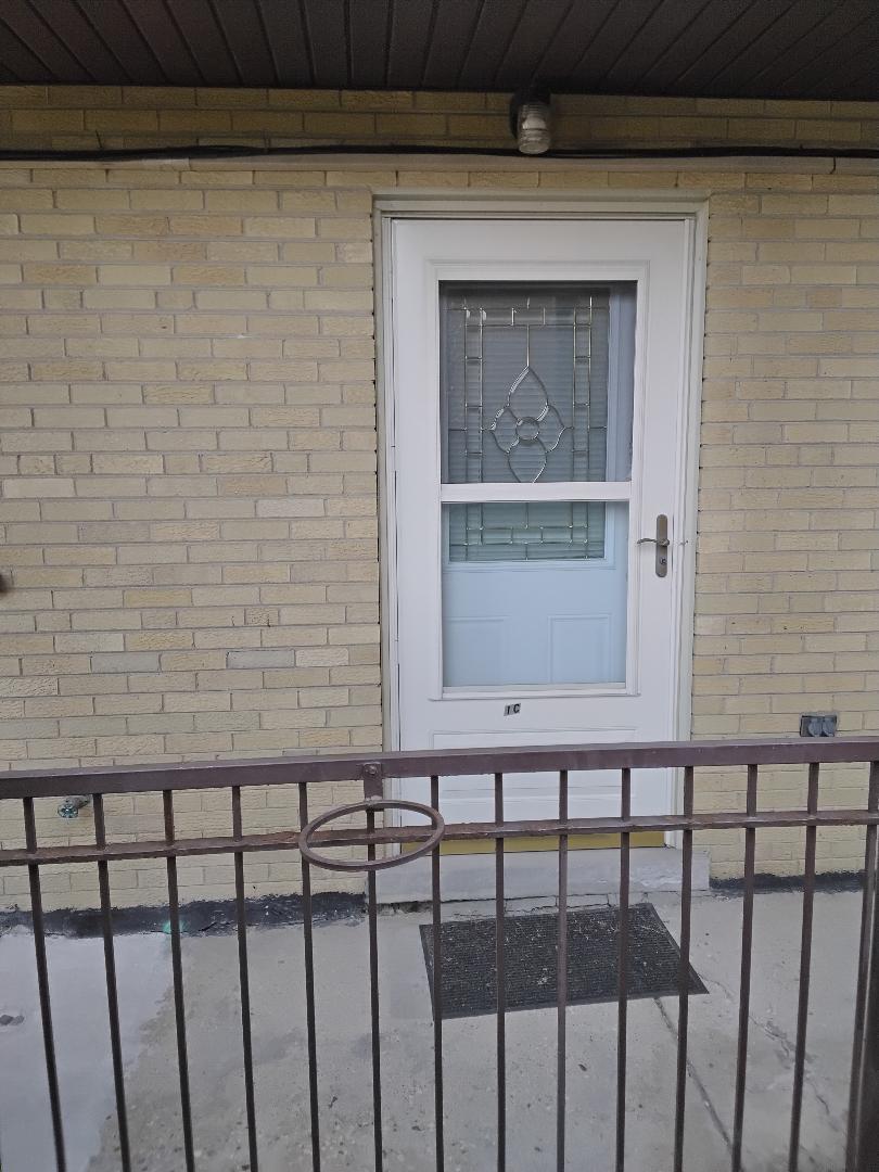6737 W Irving Park Road Unit: 1C