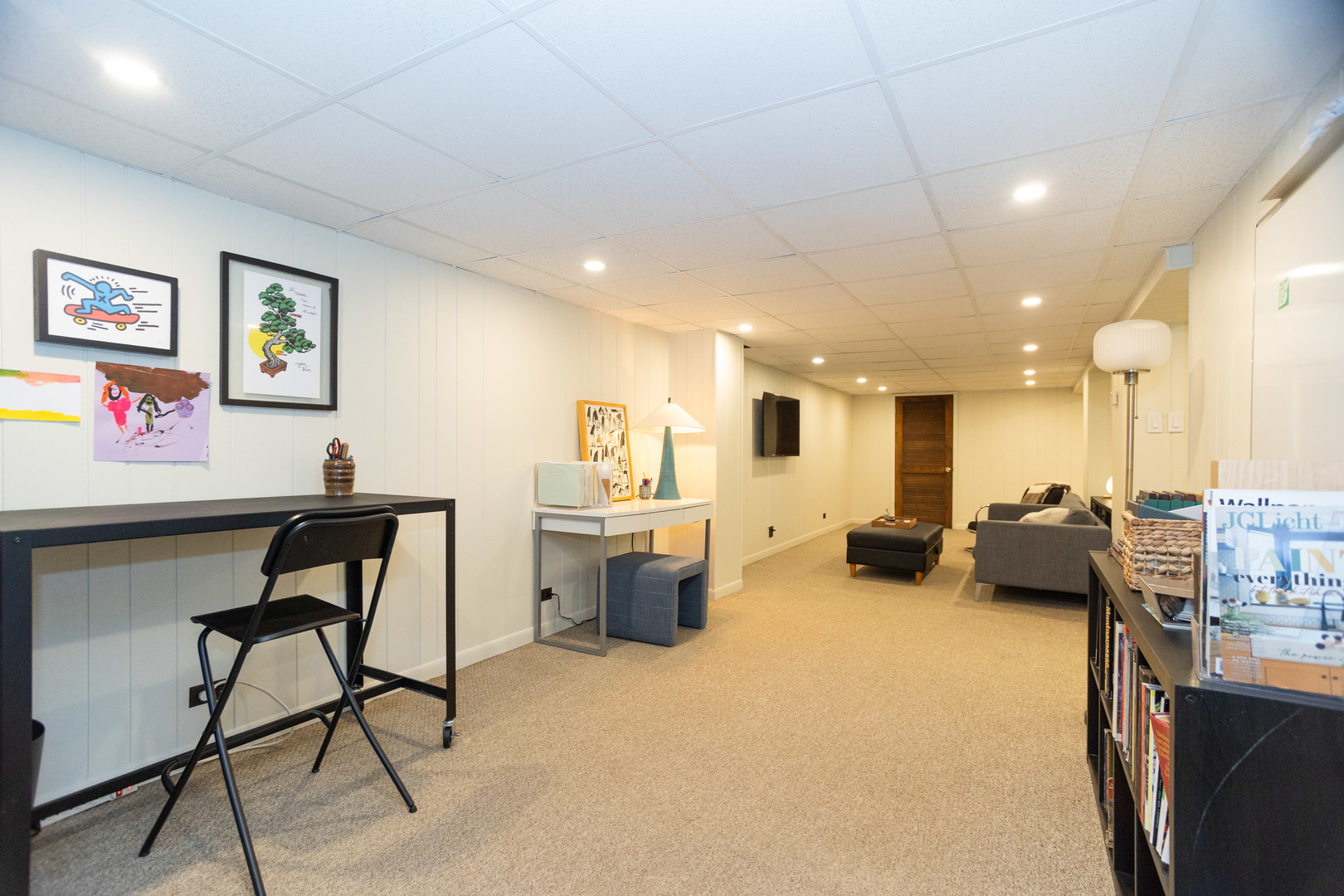 1729 W Beverly Glen Parkway