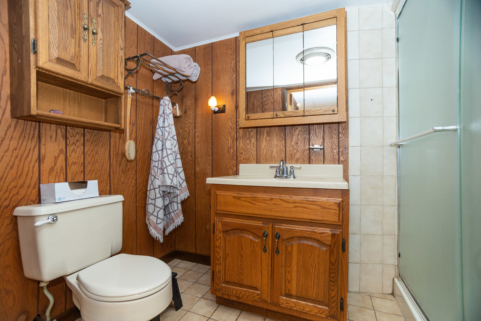 1729 W Beverly Glen Parkway