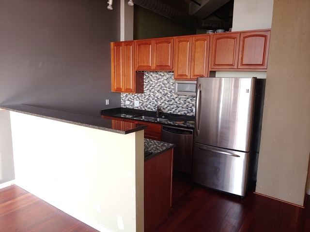 1645 W Ogden Avenue Unit: 625