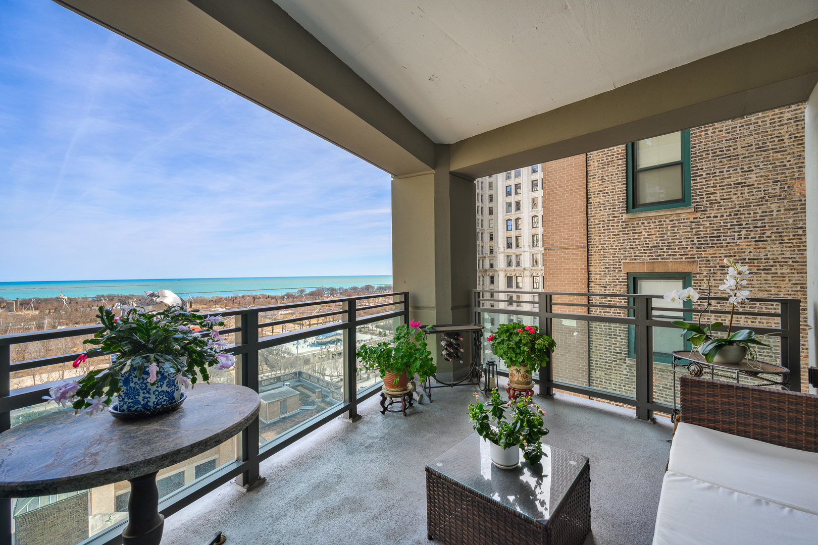 130 N Garland Court Unit: 1411-1412