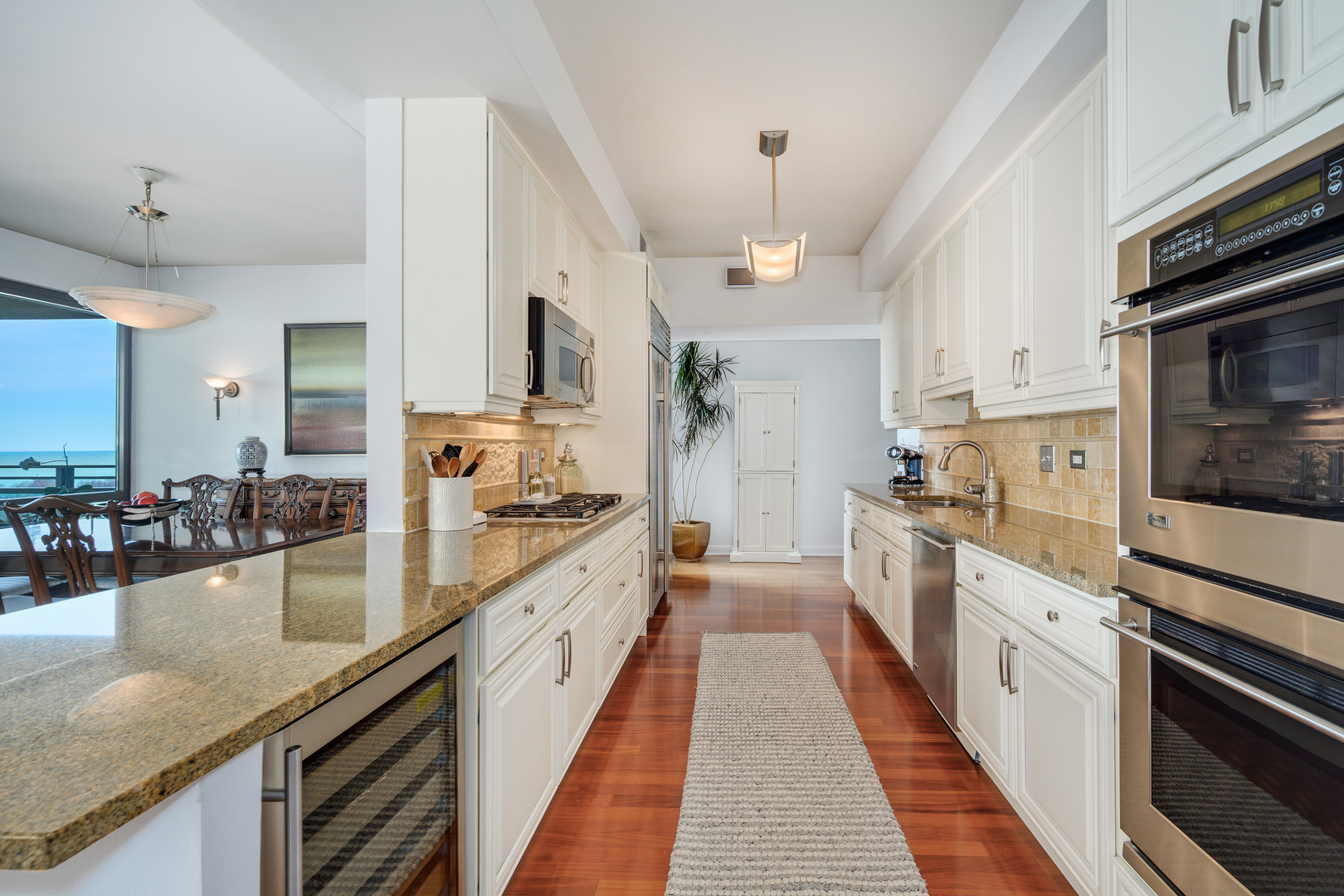 130 N Garland Court Unit: 1411-1412