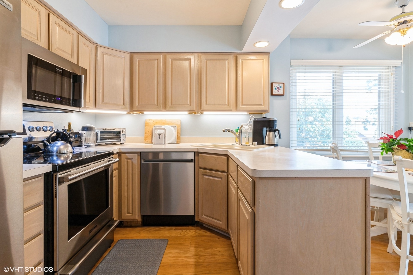 2420 W Talcott Road Unit: 213