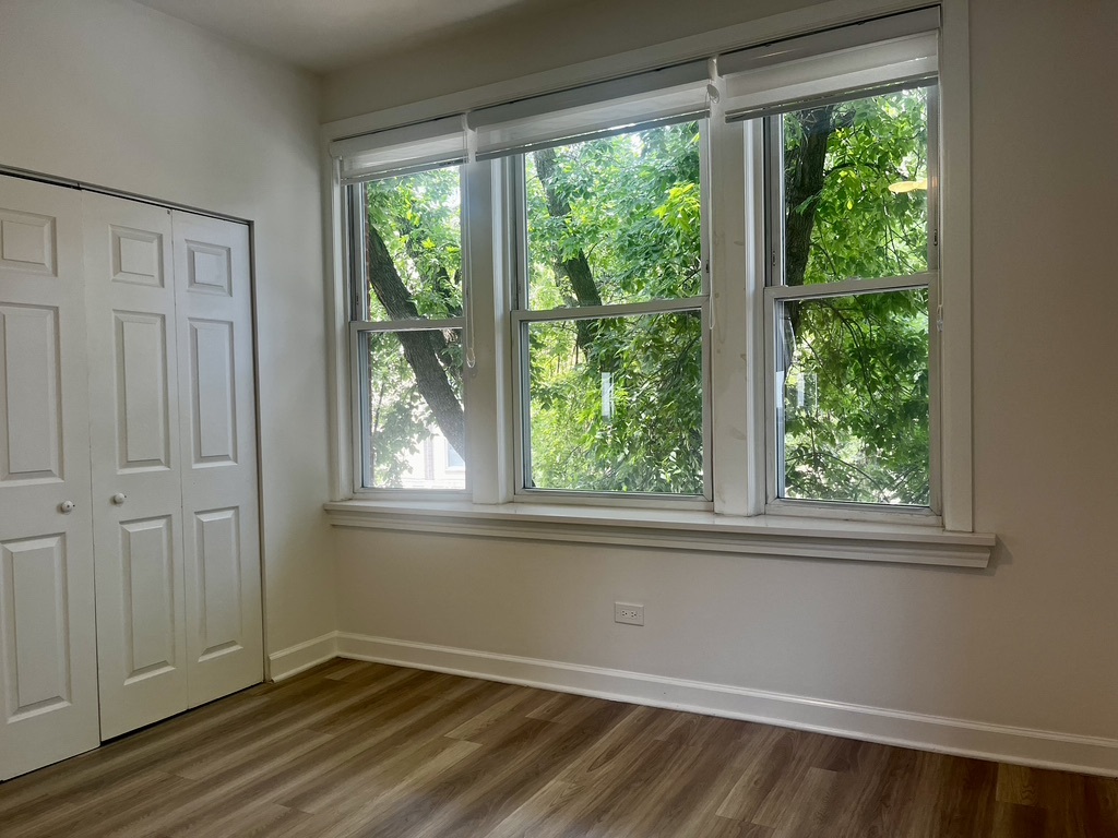 5325 N Damen Avenue Unit: 2N