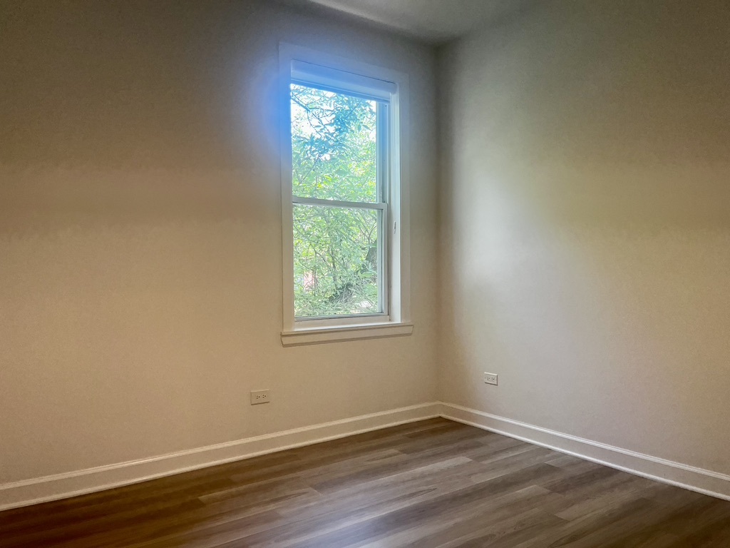 5325 N Damen Avenue Unit: 2N