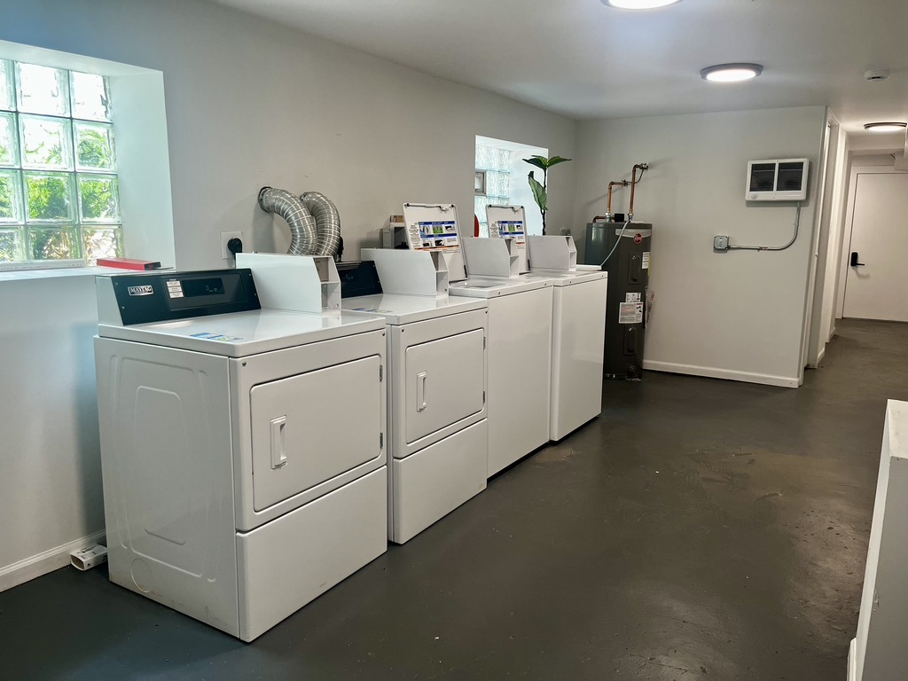 5325 N Damen Avenue Unit: 2N