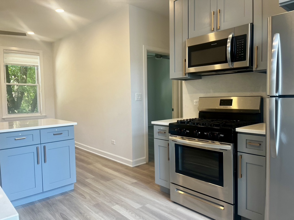 5325 N Damen Avenue Unit: 2N