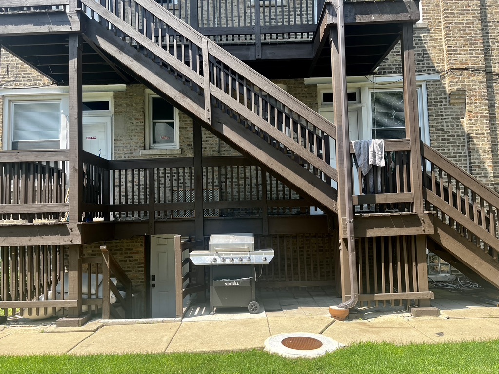 5325 N Damen Avenue Unit: 2N